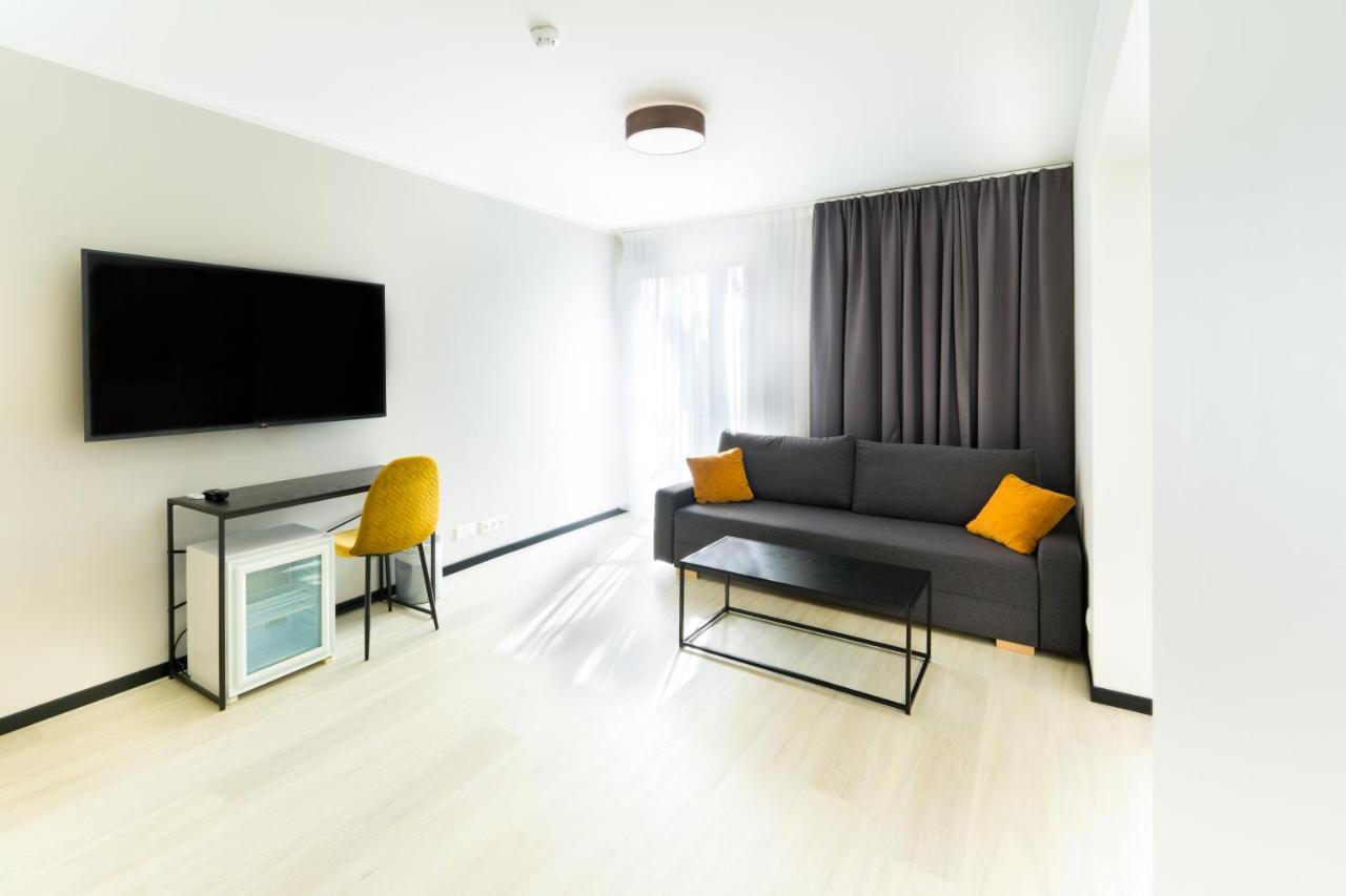 Hotel Nospa Kuressaare Esterno foto